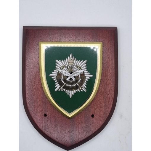 Picture of QOGLR Plaque - Screen Printed - Green Shield - No Scroll - Tudor Crown